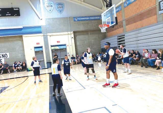 Miners bring home gold at Clovis tourney