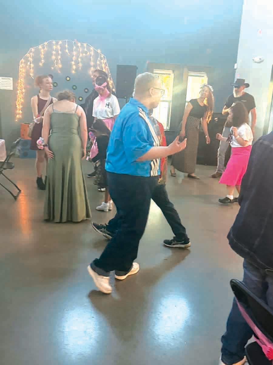Monarch Academy enjoys prom with ‘Lost in the 50’s’
